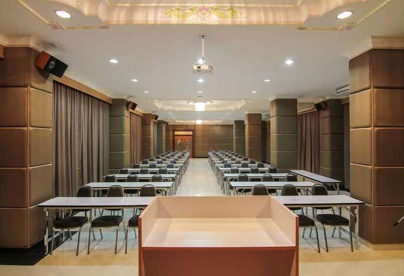 호텔 Leelawadee Grand