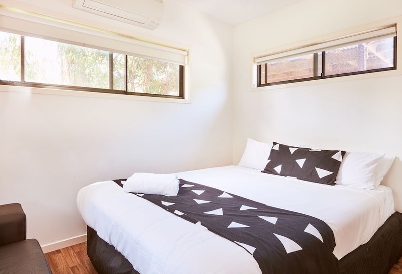 Отель Lorne Foreshore Caravan Park