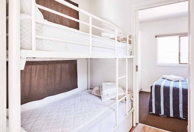 Отель Lorne Foreshore Caravan Park