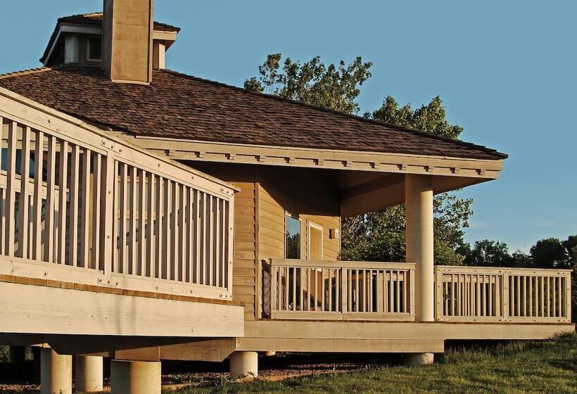 هتل Maumee Bay Lodge And Conference Center