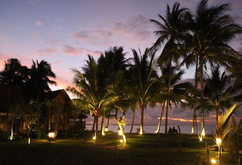 בית מלון כפרי Mina Tanjung