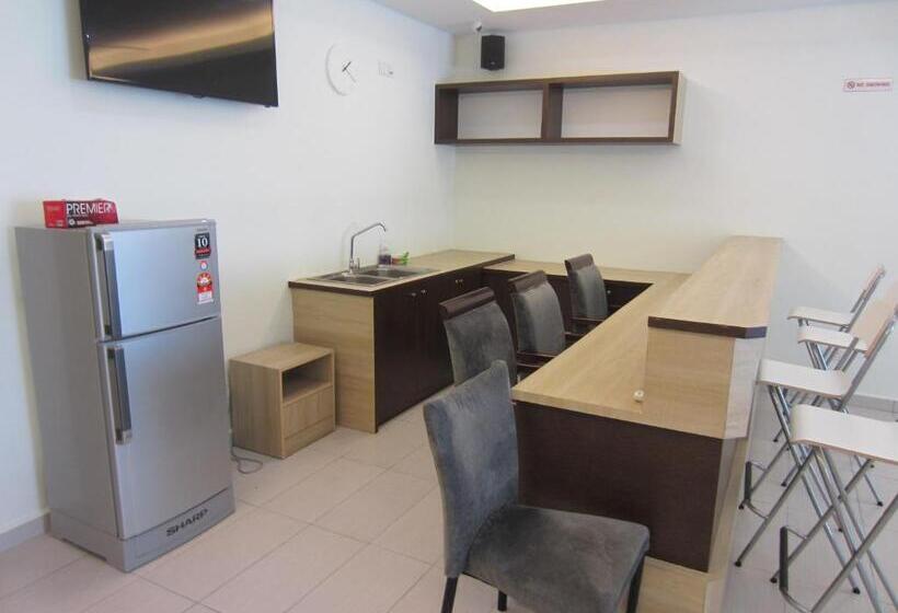 فندق Naam Boutique Lodge