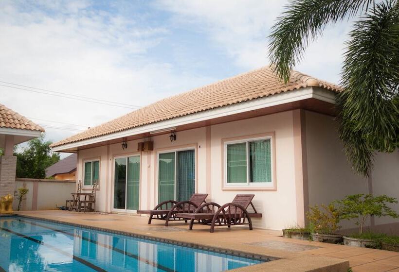 هتل Narnia Resort Pattaya 2