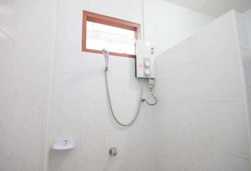 هتل Narnia Resort Pattaya 2