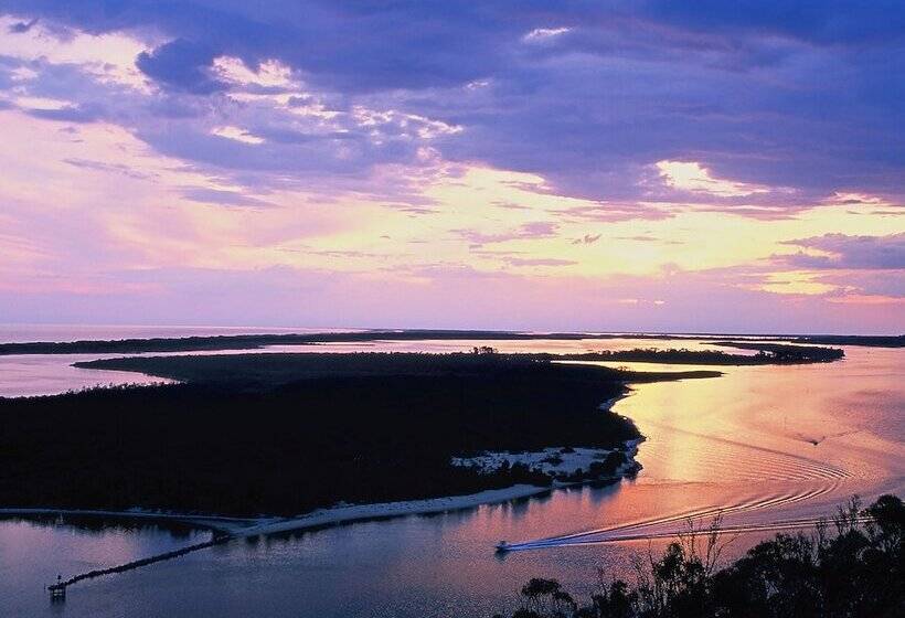 호텔 Nrma Eastern Beach Holiday Park