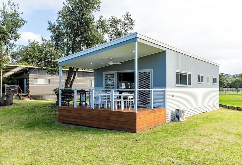 호텔 Nrma Eastern Beach Holiday Park