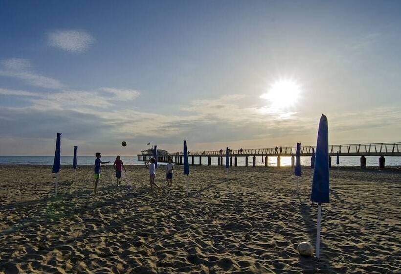 호텔 Nuovo Tirreno