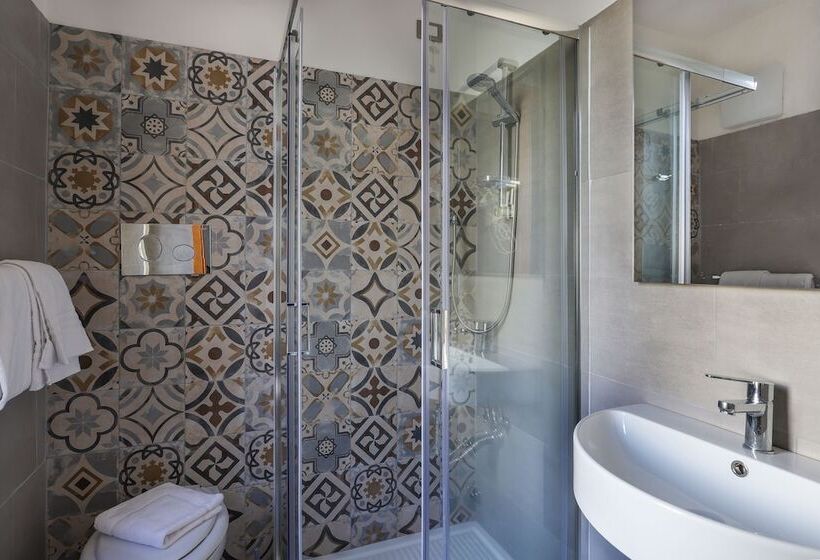 호텔 Nuovo Tirreno