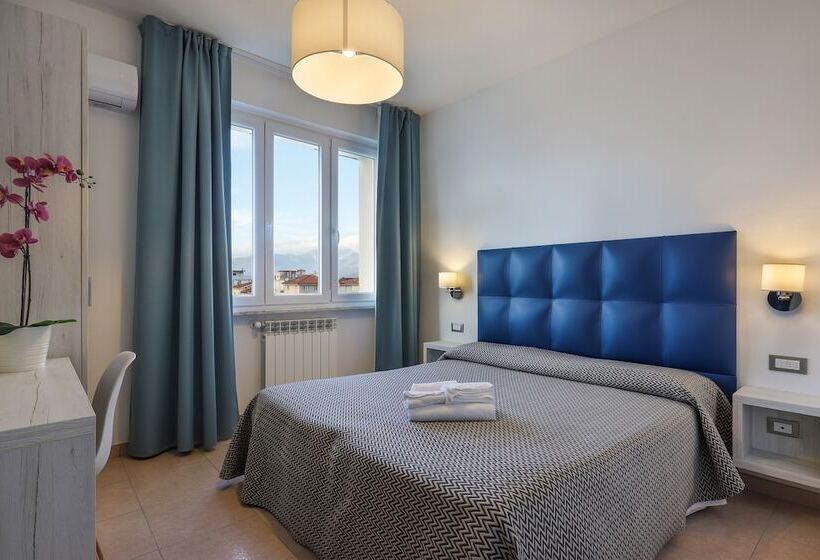 호텔 Nuovo Tirreno