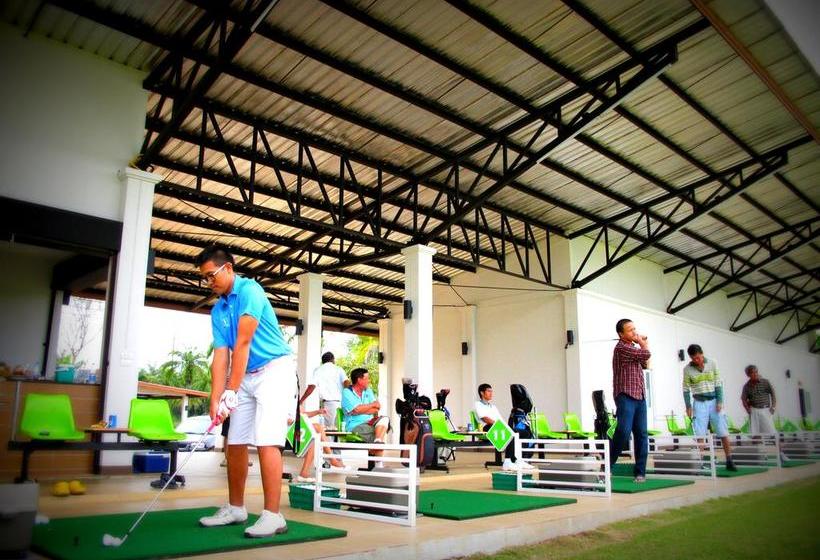 호텔 Palm Driving Range & Resort