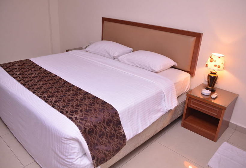 בית מלון כפרי Palm Inn