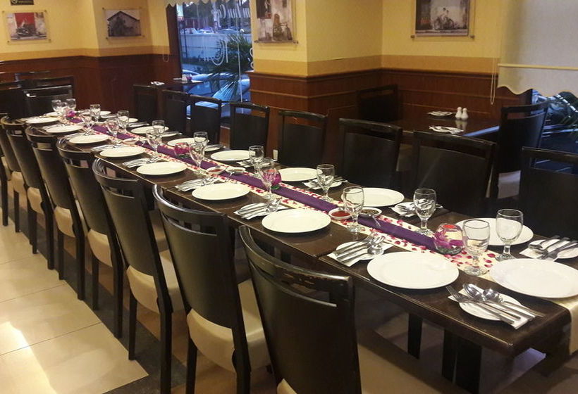 בית מלון כפרי Palm Inn