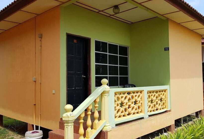 فندق Pcb Beach Resort