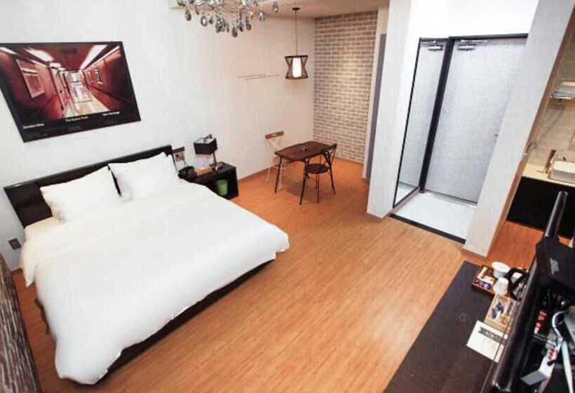 Hound Hotel Changwon Terminal