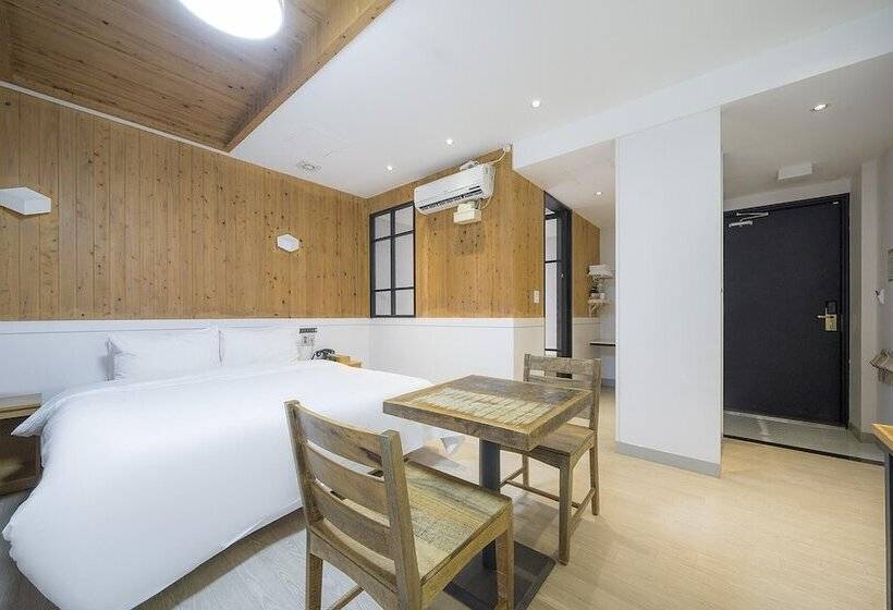 Hound Hotel Changwon Terminal