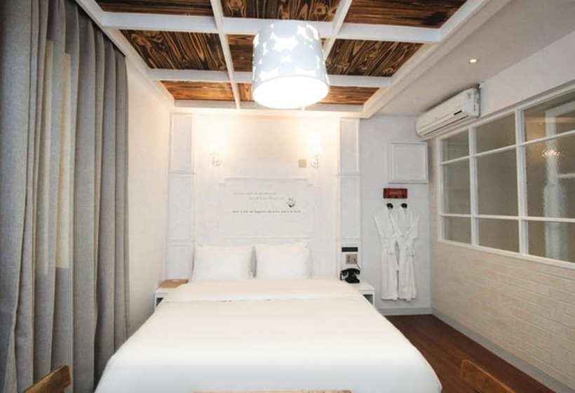 Hound Hotel Changwon Terminal