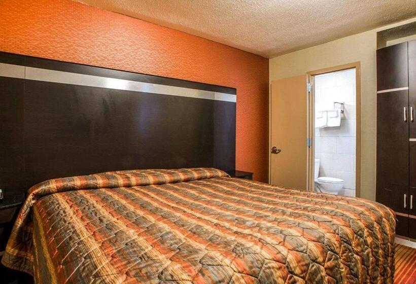 فندق Rodeway Inn