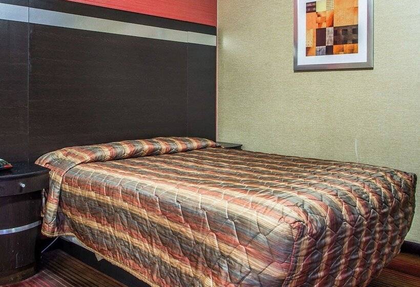 فندق Rodeway Inn