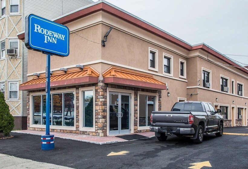 فندق Rodeway Inn