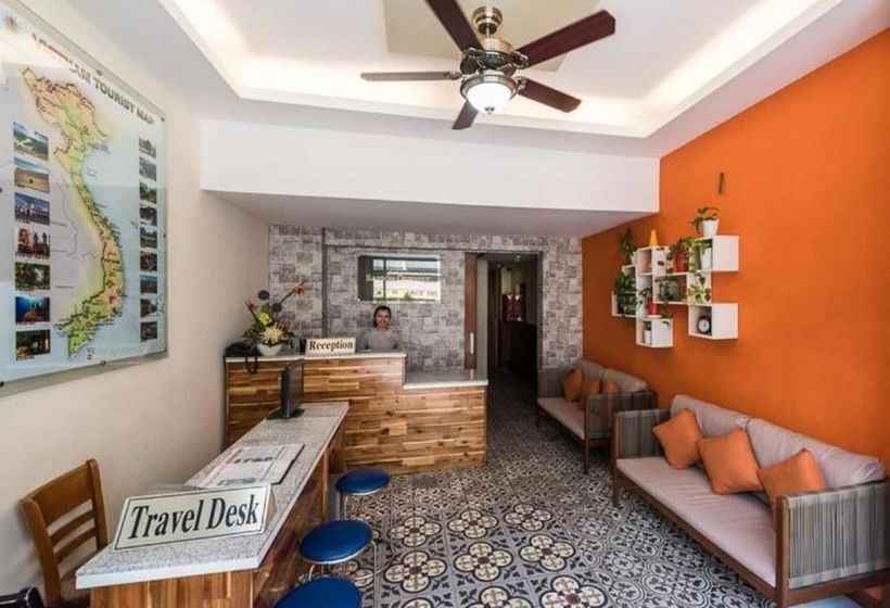 هتل Canary Saigon