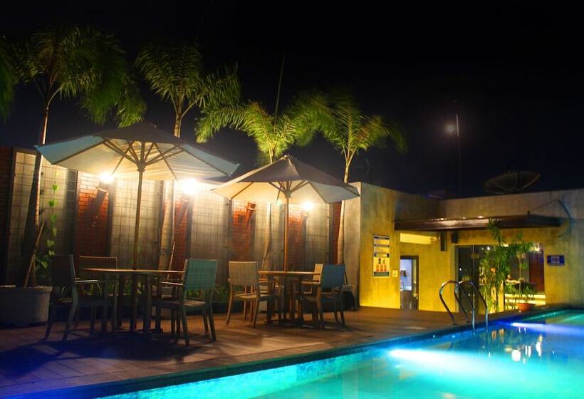 בית מלון כפרי Sala View