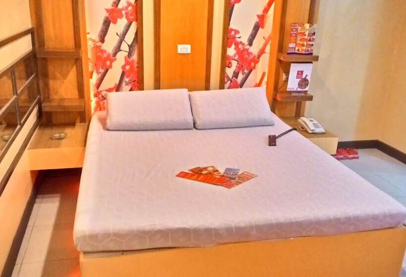 בית מלון כפרי Sogo Edsa Cubao