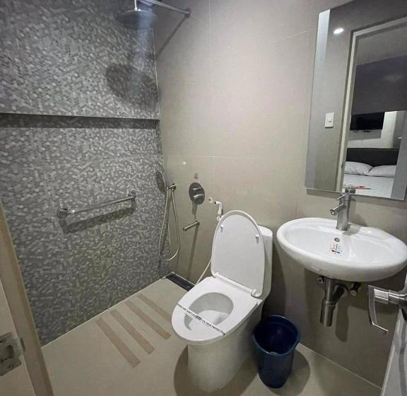 בית מלון כפרי Sogo Edsa Cubao