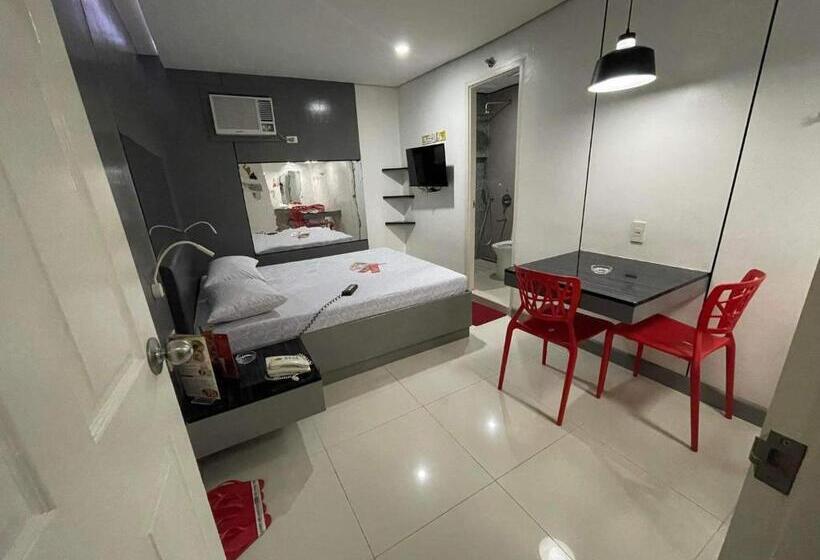 בית מלון כפרי Sogo Edsa Cubao