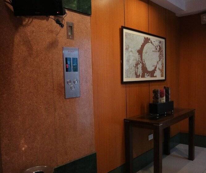 هتل Sogo Sta. Rosa Laguna