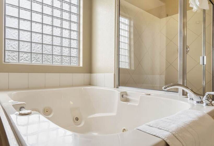 فندق Stonebridge Village Resort