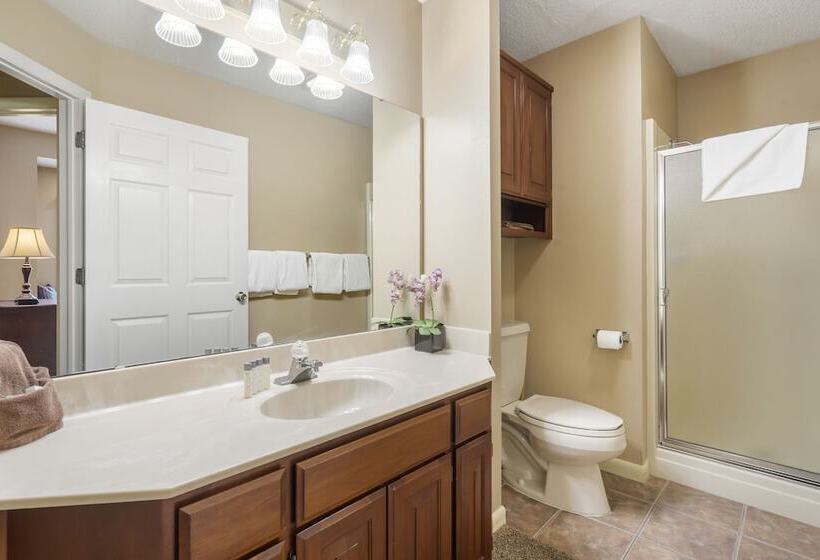 فندق Stonebridge Village Resort