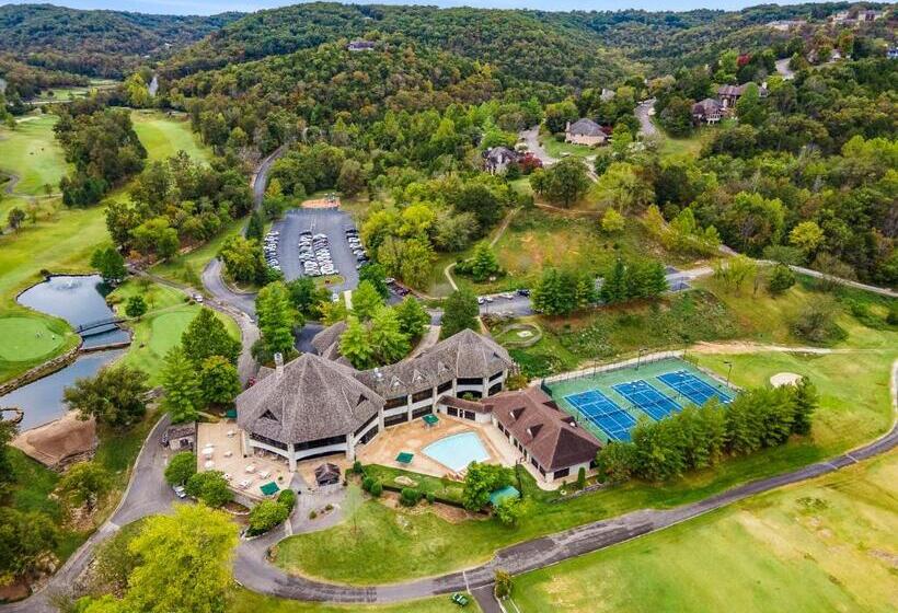 فندق Stonebridge Village Resort