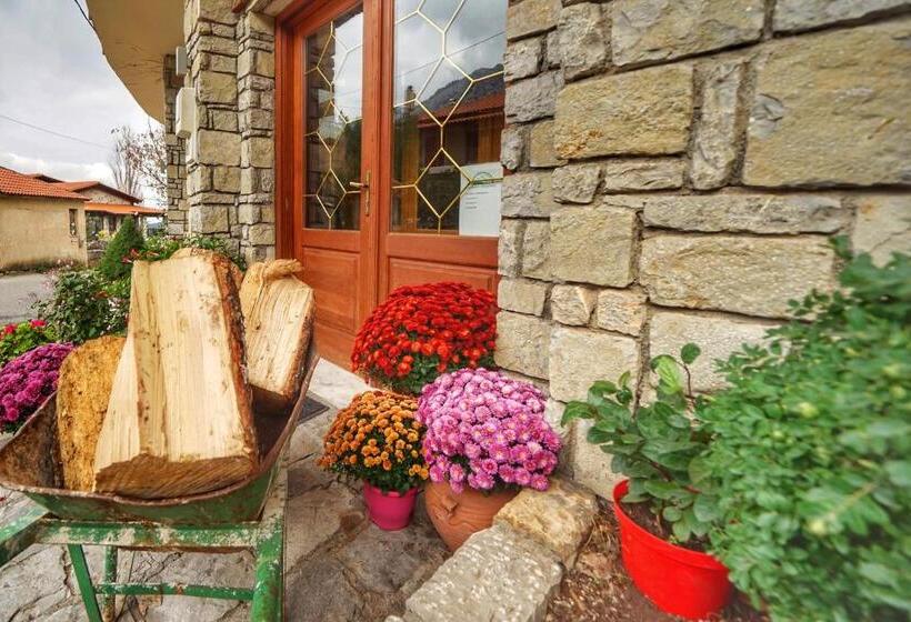 酒店 To Balkoni Tis Agorianis