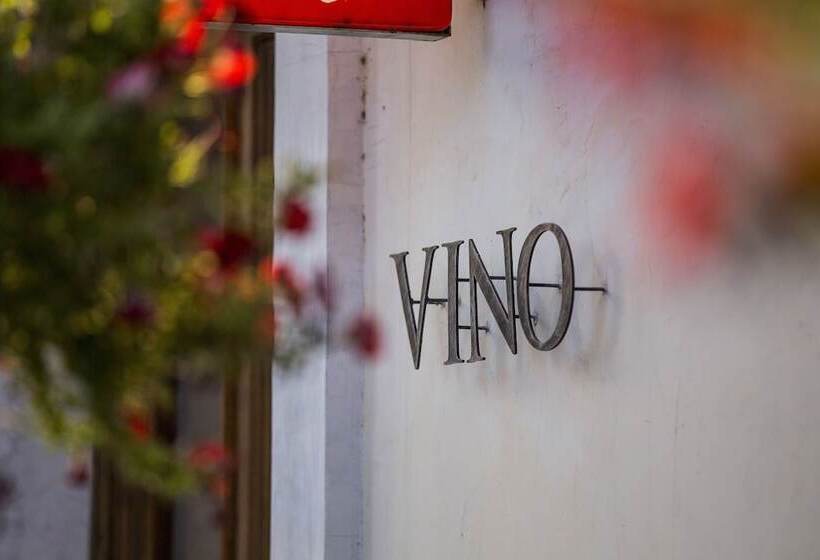 호텔 Toscana Town Square Suites