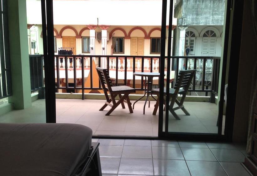 호텔 Tropicoza Guest House