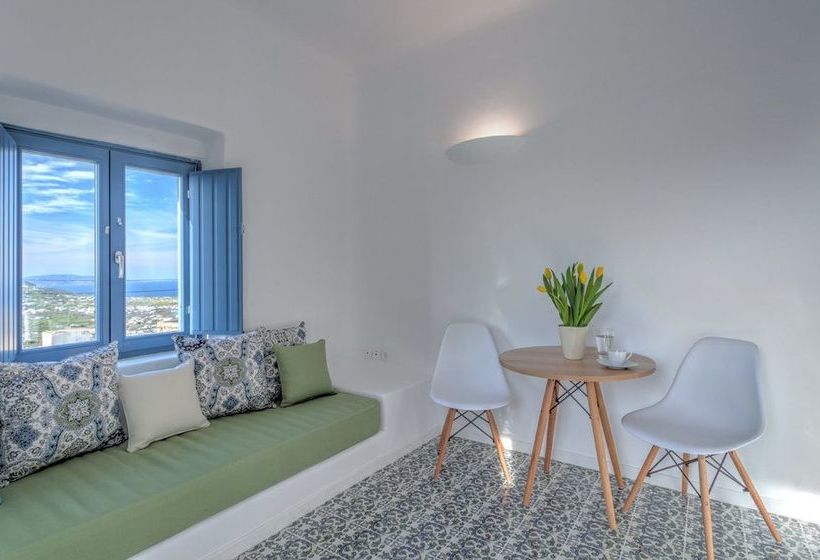 Luna Santorini Suites