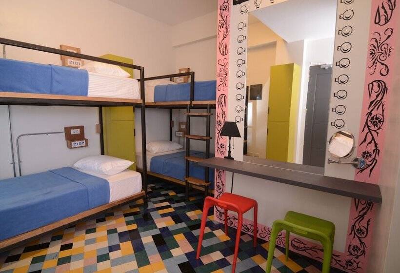 Spot On Junction Hostel