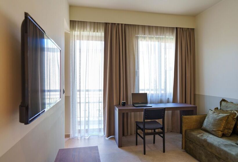 Mariette Rhodes Urban Suites