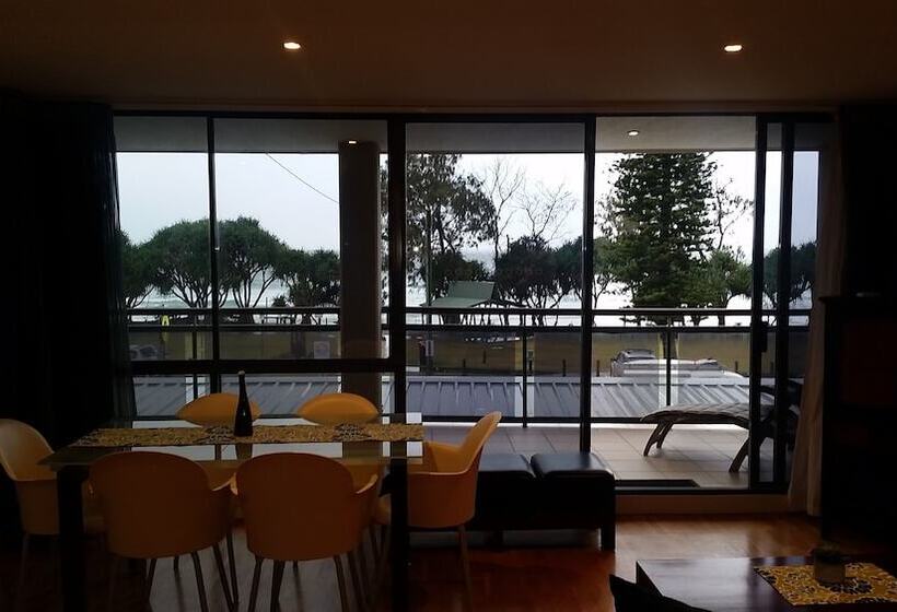 Marine Boutique Apartments