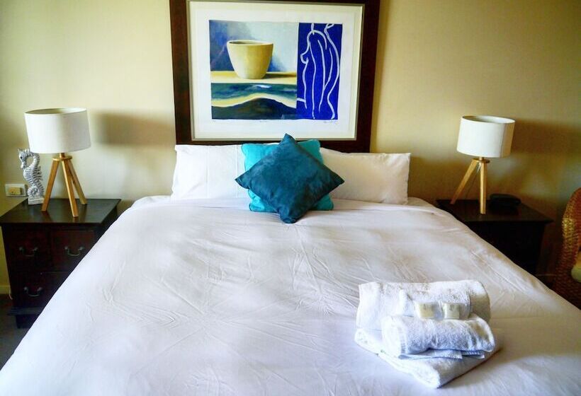 Marine Boutique Apartments