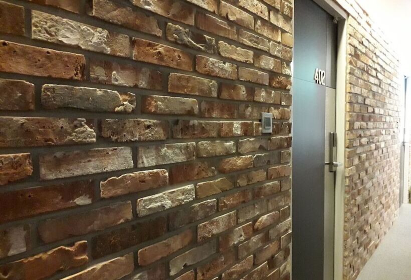 모텔 Mini Hotel 141