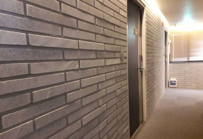 모텔 Mini Hotel 141