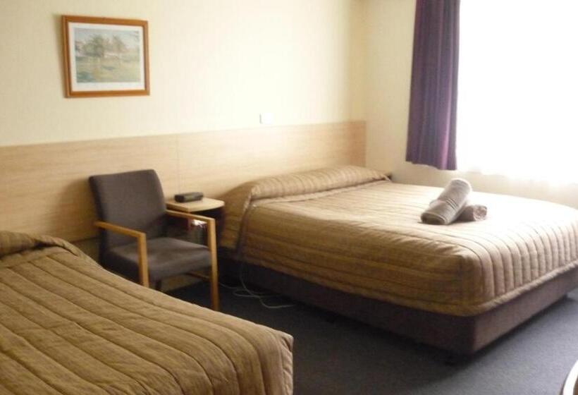 فندق على الطريق Acacia Motor Inn