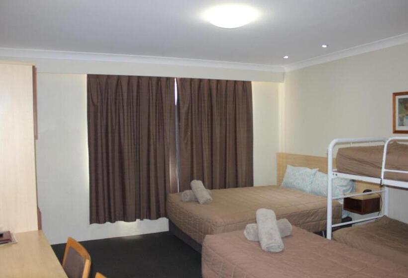 فندق على الطريق Acacia Motor Inn