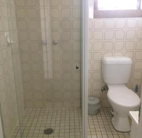 מוטל Alexander Motor Inn