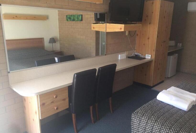 فندق على الطريق Alexander Motor Inn