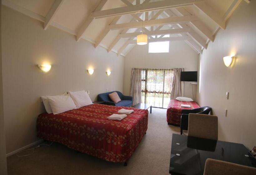 Мотель Apex On Fenton