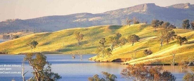 فندق على الطريق Fountain Court Motor Inn Albury