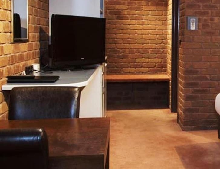 مُتل Fountain Court Motor Inn Albury
