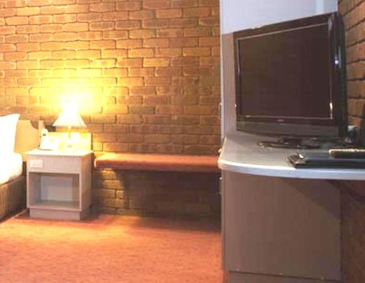 مُتل Fountain Court Motor Inn Albury